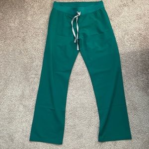 FIGS Hunter Green scrub bottoms